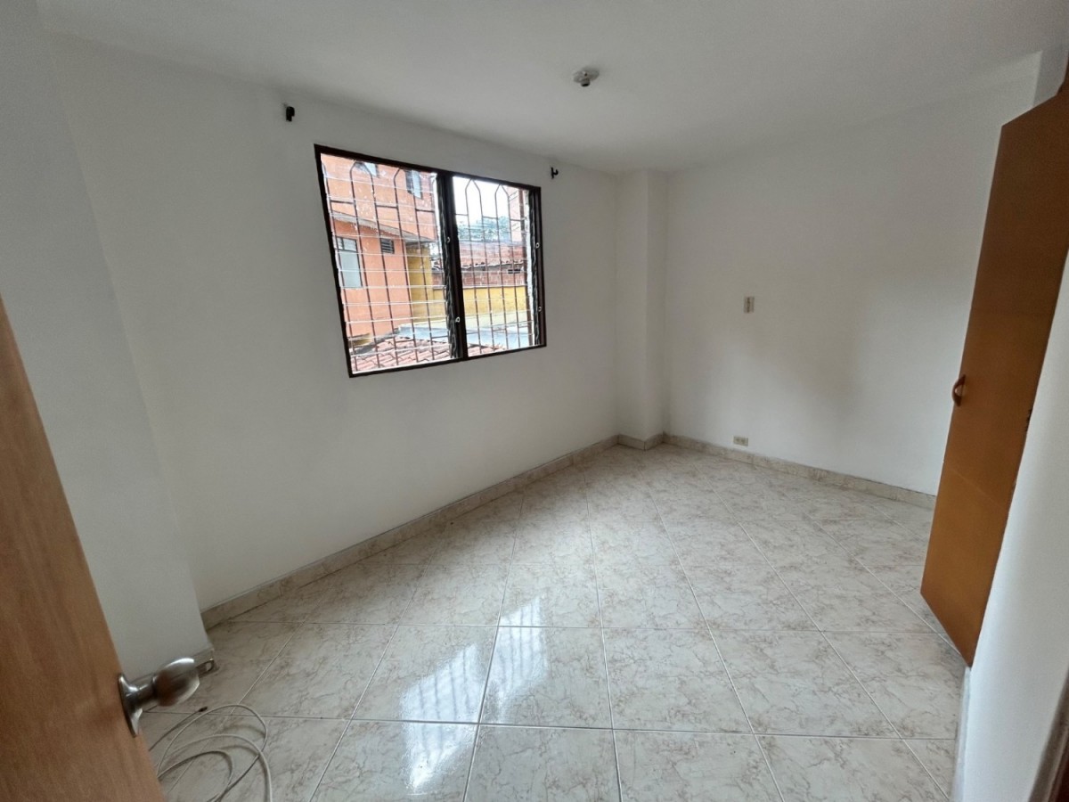 Apartamento en venta en Zona Centro, Envigado · foto 13 de 24