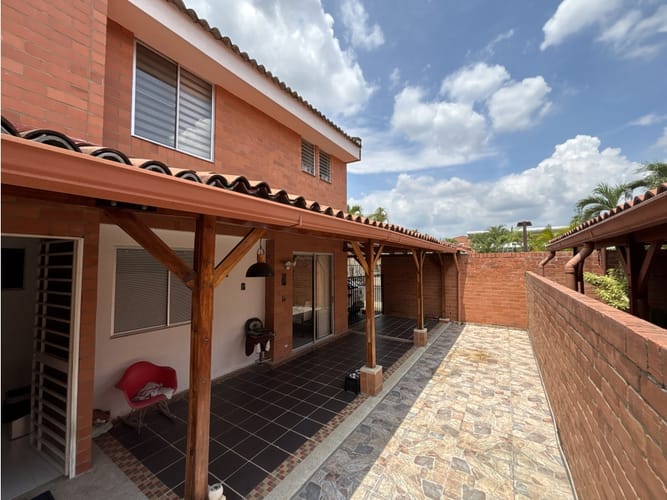 Casa de 4 alcobas en venta en Cinco Soles, Jamundí, 160 m² · foto 2 de 21