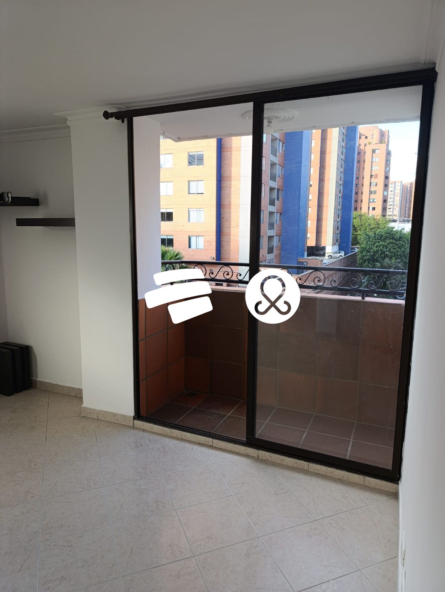 Apartamento en venta en El Portal, Envigado · foto 3 de 9