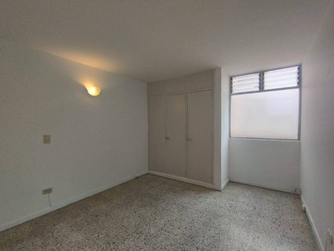 Apartamento de 4 alcobas en venta en La Castellana, Medellín, 110 m² · foto 9 de 24