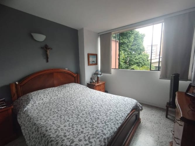 Apartamento de 4 alcobas en venta en La Castellana, Medellín, 110 m² · foto 24 de 24