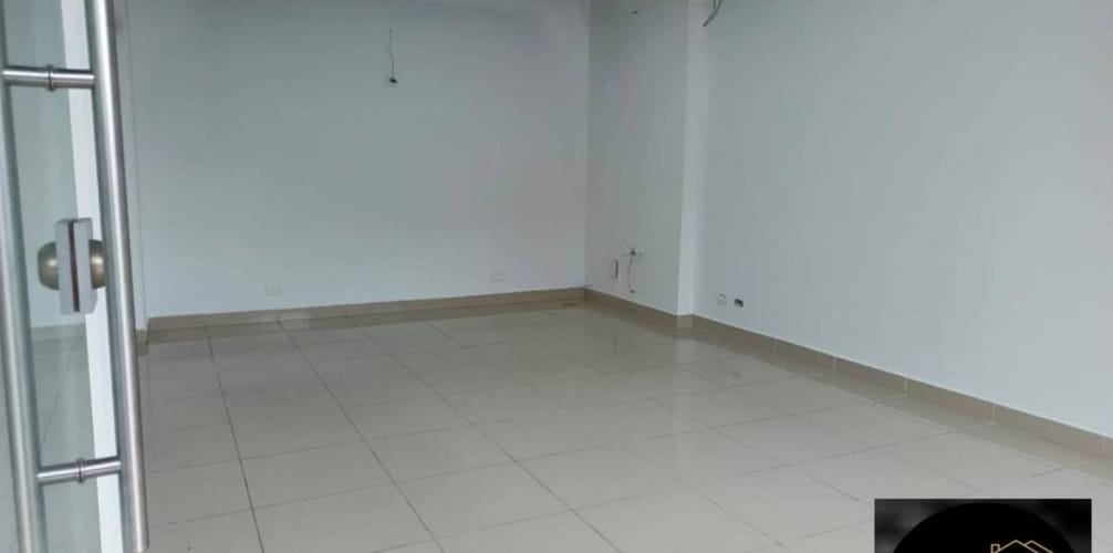 Local en arriendo en Castropol, Medellín, 25 m² · foto 4 de 15