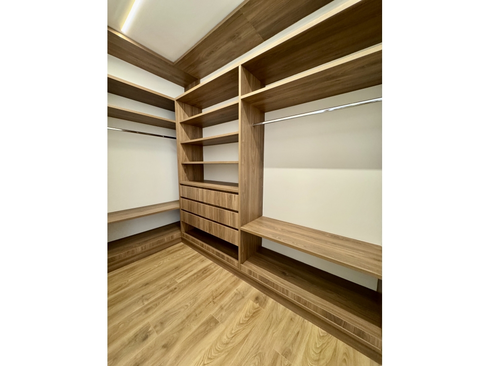 Apartamento en venta en El Chico, Bogotá · foto 13 de 24