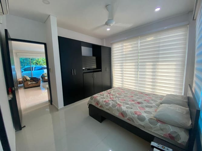 Casa de 4 alcobas en venta en Br. Los Tamarindos, Girardot, 220 m² · foto 5 de 15