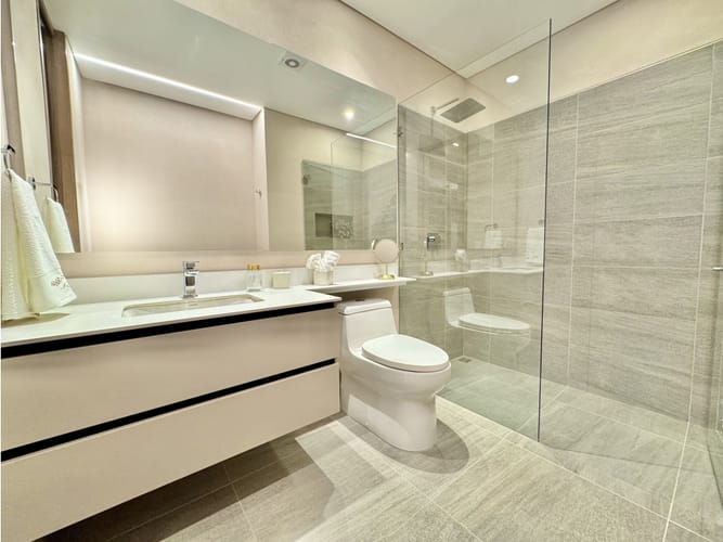 Apartamento de 1 alcoba en venta en Chico Norte, Bogotá, 72 m² · foto 9 de 21