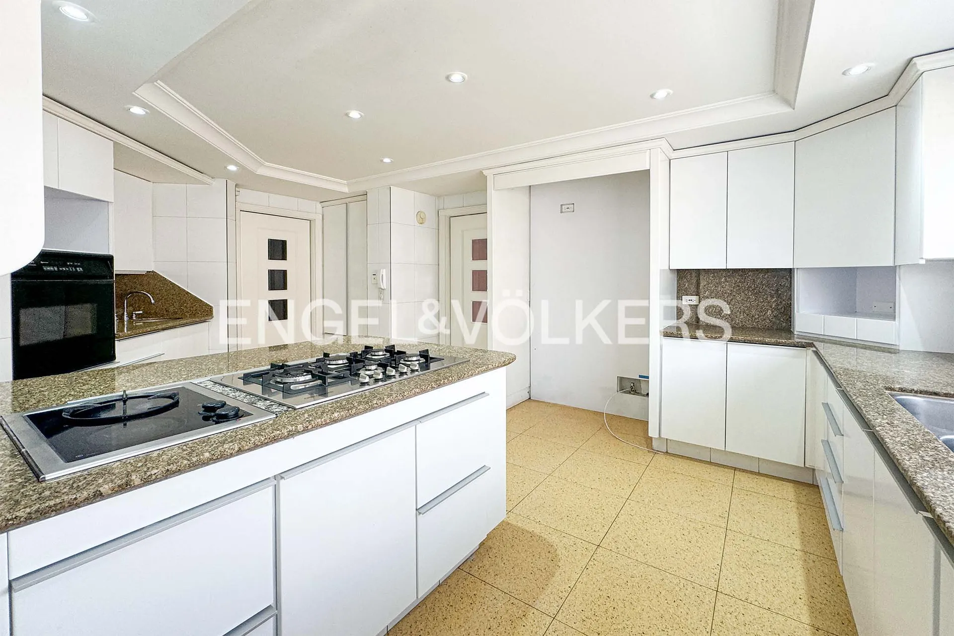 Apartamento en venta en Chico Norte, Bogotá · foto 4 de 16