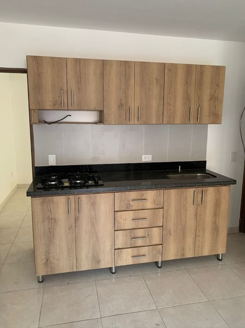 Apartamento de 3 alcobas en venta en El Carmen De Viboral, El Carmen de Viboral, 110 m² · foto 2 de 16