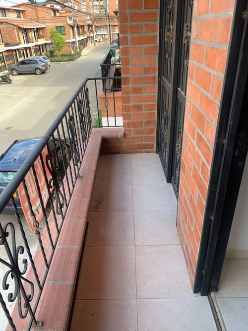 Apartamento de 3 alcobas en venta en El Carmen De Viboral, El Carmen de Viboral, 110 m² · foto 3 de 16