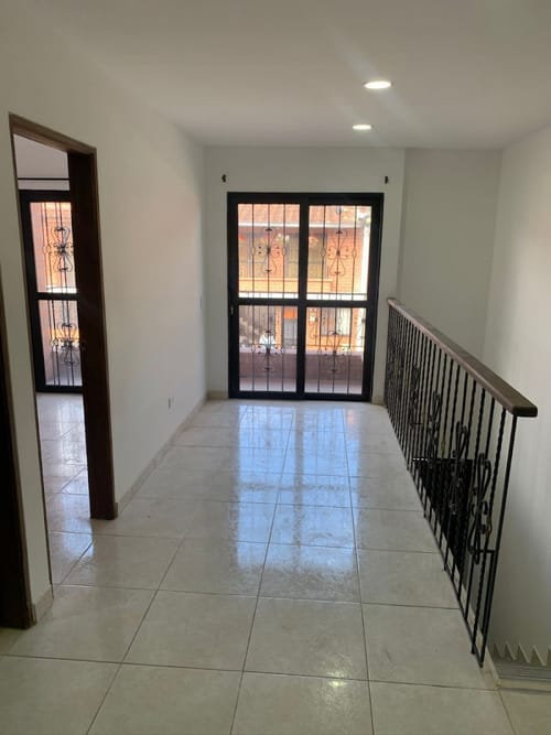 Apartamento de 3 alcobas en venta en El Carmen De Viboral, El Carmen de Viboral, 110 m² · foto 5 de 16