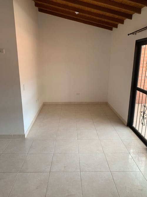 Apartamento de 3 alcobas en venta en El Carmen De Viboral, El Carmen de Viboral, 110 m² · foto 7 de 16