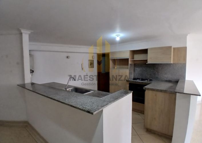 Apartamento de 3 alcobas en venta en Laureles, Medellín, 129 m² · foto 6 de 19