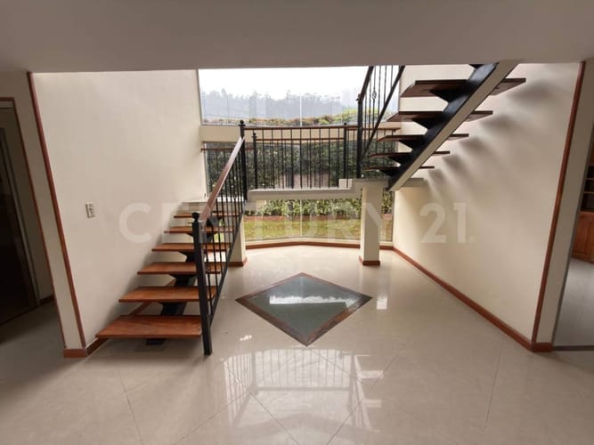 Casa de 5 alcobas en venta en Fonquetá, Chía, 293 m² · foto 3 de 20