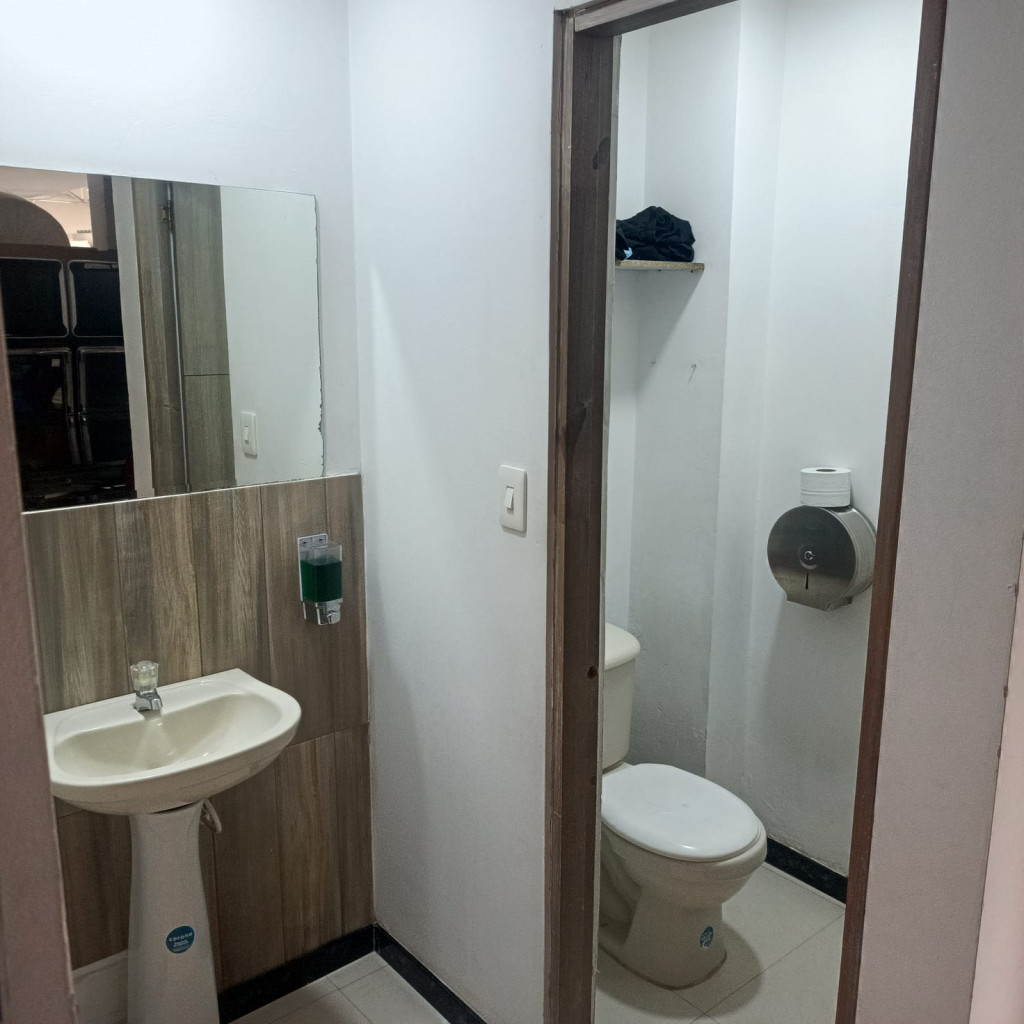 Casa en venta en Normandia, Bogotá · foto 8 de 24