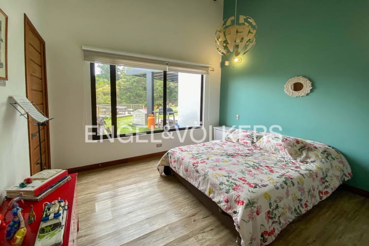 Casa de 3 alcobas en venta en Santa Ana, Rionegro, 262 m² · foto 14 de 19