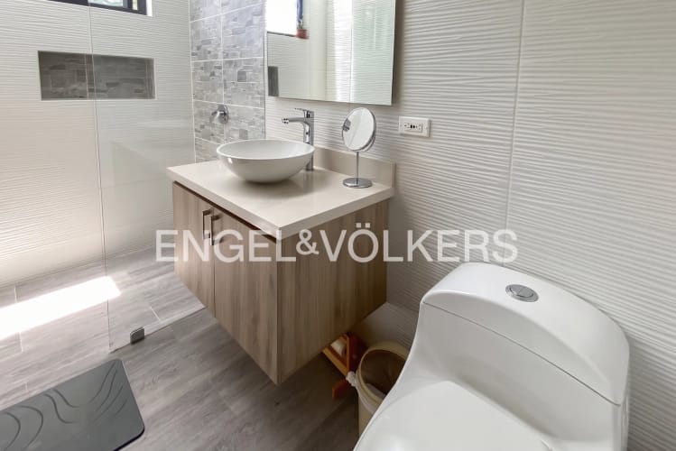 Casa de 3 alcobas en venta en Santa Ana, Rionegro, 262 m² · foto 10 de 19