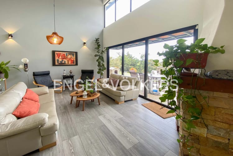 Casa de 3 alcobas en venta en Santa Ana, Rionegro, 262 m² · foto 3 de 19