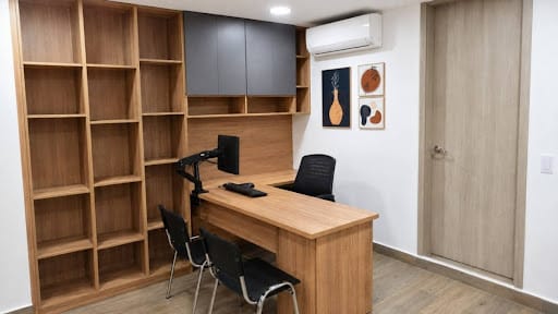 Oficina en arriendo en Rodeo Alto, Medellín, 191 m² · foto 5 de 11