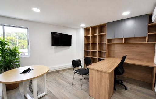 Oficina en arriendo en Rodeo Alto, Medellín, 191 m² · foto 7 de 11