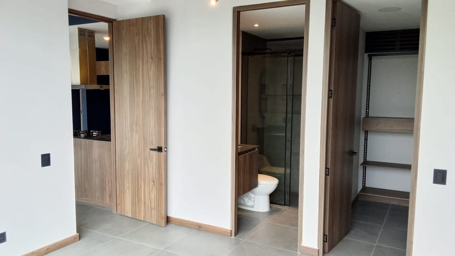 Apartamento de 2 alcobas en arriendo en El Poblado, Medellín, 85 m² · foto 16 de 24