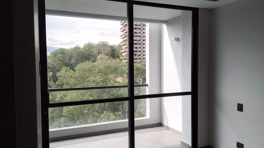 Apartamento de 2 alcobas en arriendo en El Poblado, Medellín, 85 m² · foto 21 de 24