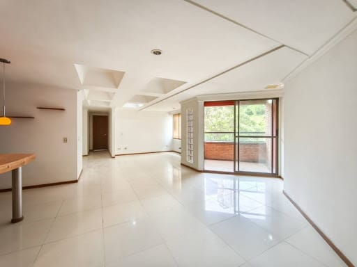 Apartamento de 3 alcobas en venta en Aves Maria, Sabaneta, 125 m² · foto 2 de 17