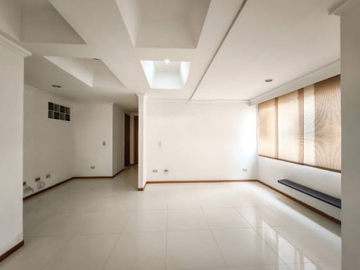 Apartamento de 3 alcobas en venta en Aves Maria, Sabaneta, 125 m² · foto 7 de 17