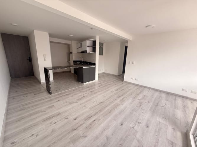 Apartamento de 3 alcobas en venta en Santa Teresa, Bogotá, 79 m² · foto 2 de 24