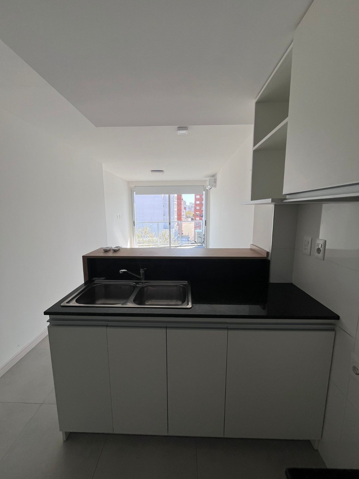 Alquiler Apartamento De Dos Dormitorios En Cordón Sur Al Frente · Foto 3
