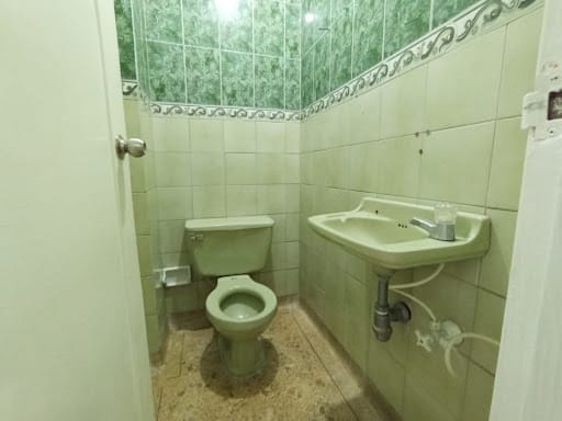 Local en arriendo en Cristo Rey, Medellín, 145 m² · foto 11 de 12