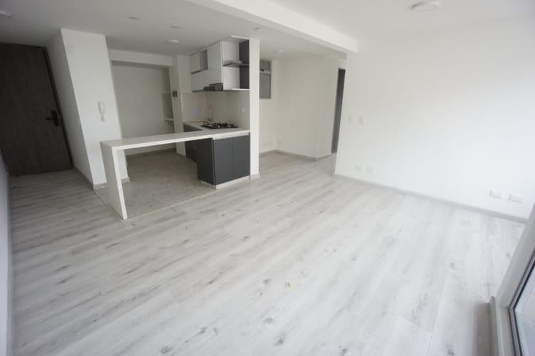 Apartamento de 3 alcobas en venta en Santa Teresa, Bogotá, 79 m² · foto 2 de 24