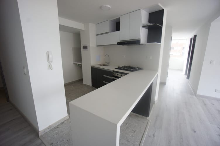 Apartamento de 3 alcobas en venta en Santa Teresa, Bogotá, 79 m² · foto 4 de 24