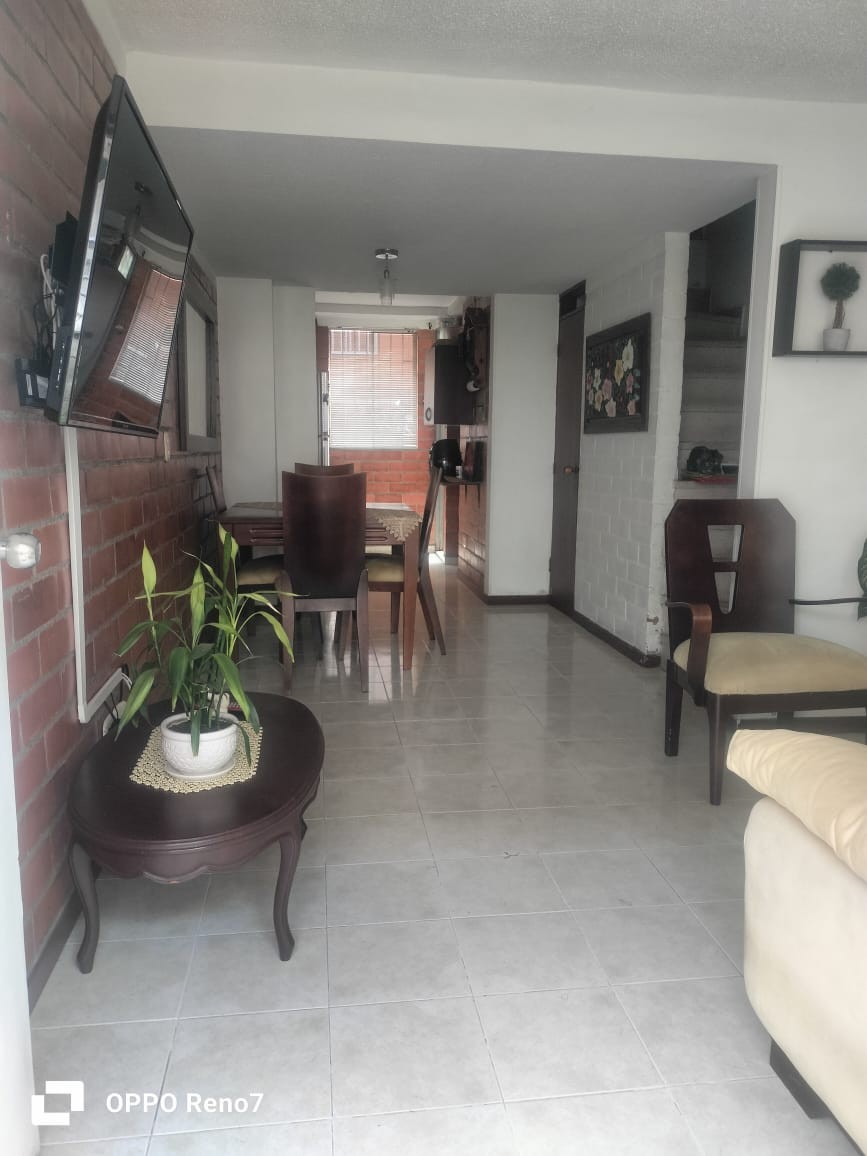 Casa en venta en Condina, Pereira · foto 3 de 12