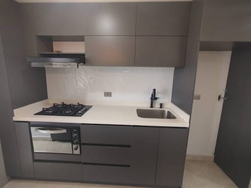 Apartamento de 2 alcobas en arriendo en La Ferreria, Medellín, 65 m² · foto 5 de 14
