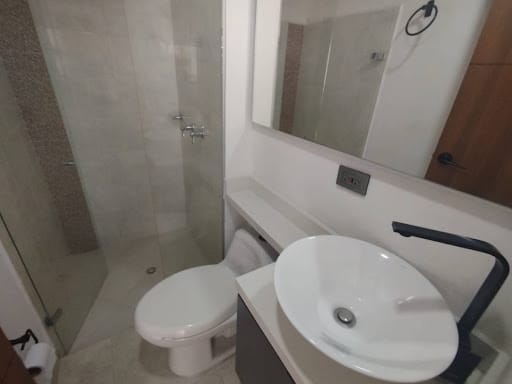 Apartamento de 2 alcobas en arriendo en La Ferreria, Medellín, 65 m² · foto 13 de 14