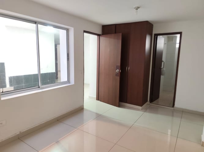 Local en arriendo en Los Colores, Medellín, 700 m² · foto 15 de 24