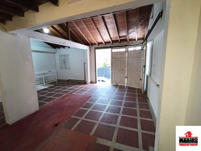 Local en arriendo en Gerona, Medellín, 90 m² · foto 3 de 13