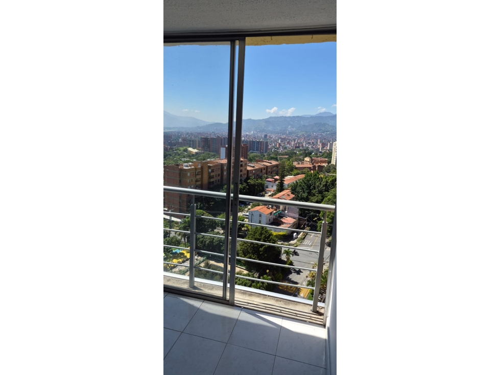Apartamento en venta en Robledo, Medellín · foto 4 de 13