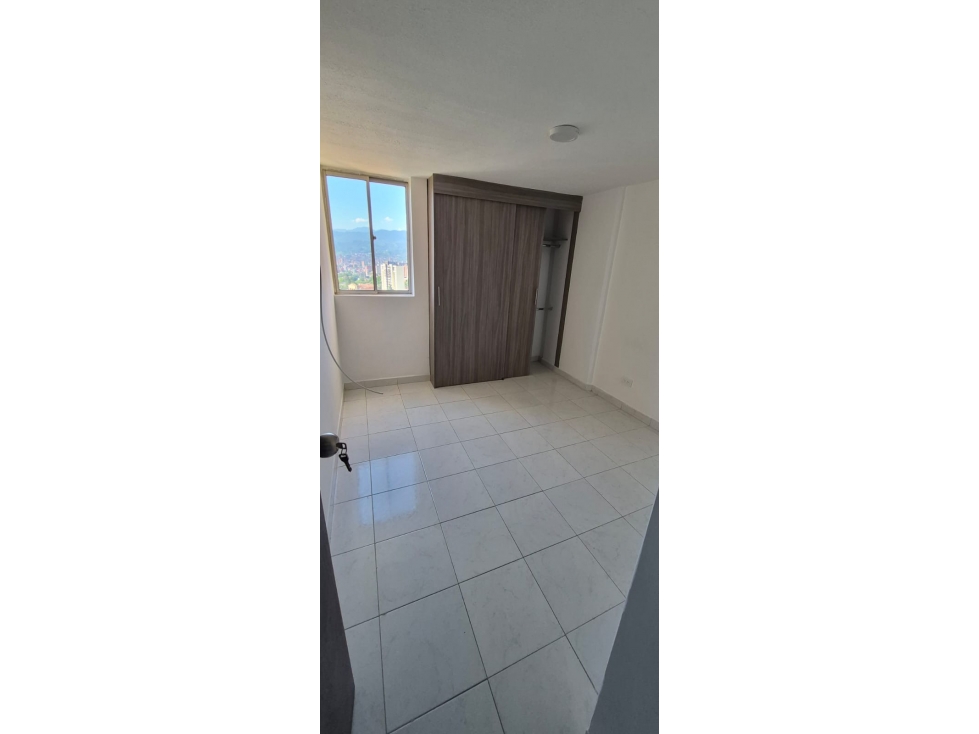 Apartamento en venta en Robledo, Medellín · foto 5 de 13