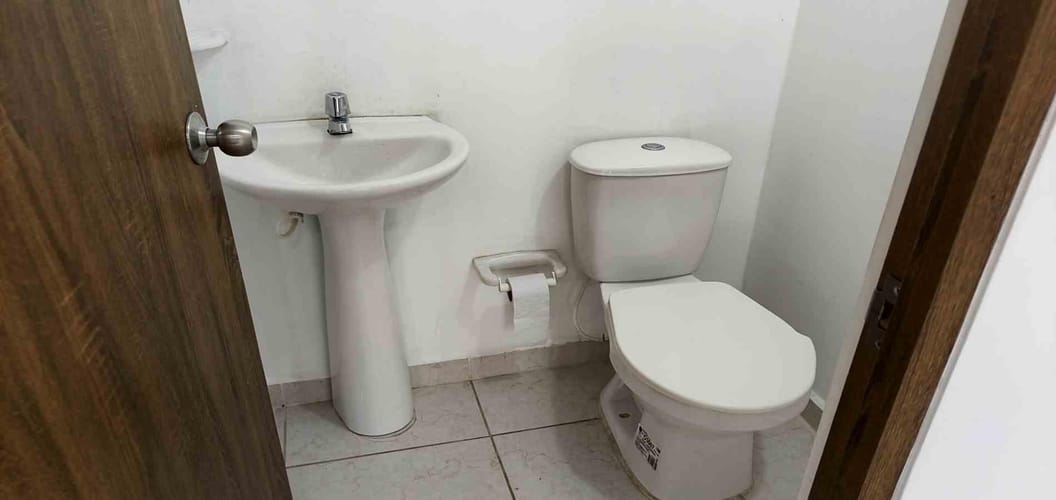 Local en arriendo en Uribe, Armenia, 30 m² · foto 10 de 14