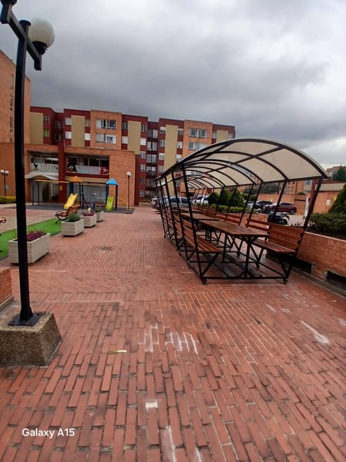 Apartamento en venta en Hayuelos, Bogotá · foto 2 de 21