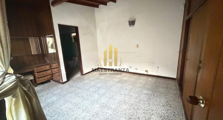 Casa de 4 alcobas en arriendo en El Nogal-Los Almendros, Medellín, 370 m² · foto 18 de 24
