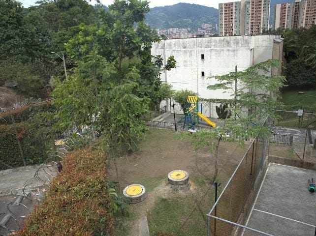 Apartamento en venta en Villa Del Parque, Itagüí · foto 23 de 24