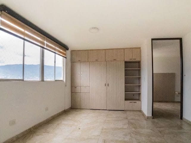 Apartamento en venta en Villa Del Parque, Itagüí · foto 6 de 24