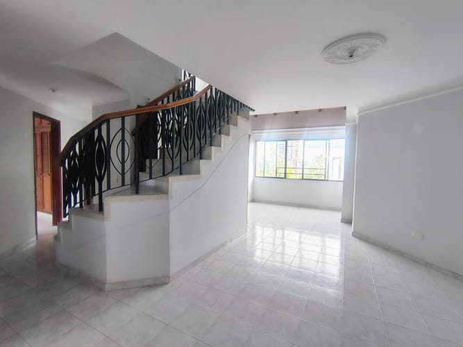Apartamento de 3 alcobas en venta en Los Cedros, Bucaramanga, 118 m² · foto 3 de 21