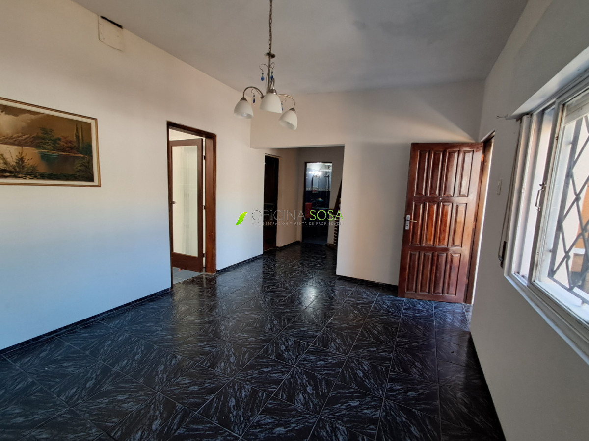Oficina Sosa - RESERVADO Basilio Araujo esquina Francisco Pla casa de 2 dormitorios con estufa a leña, patio y parrillero, sin gastos comunes · Foto 2