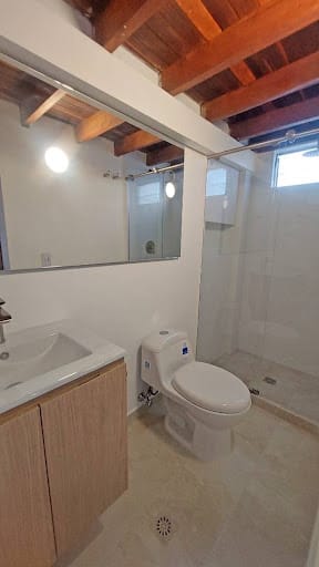 Apartamento de 3 alcobas en arriendo en El Rodeo, Medellín, 64 m² · foto 20 de 24