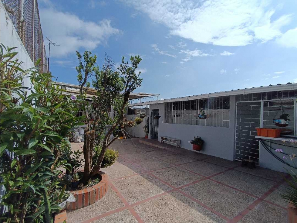 Casa en venta en Chipre, Manizales · foto 5 de 24