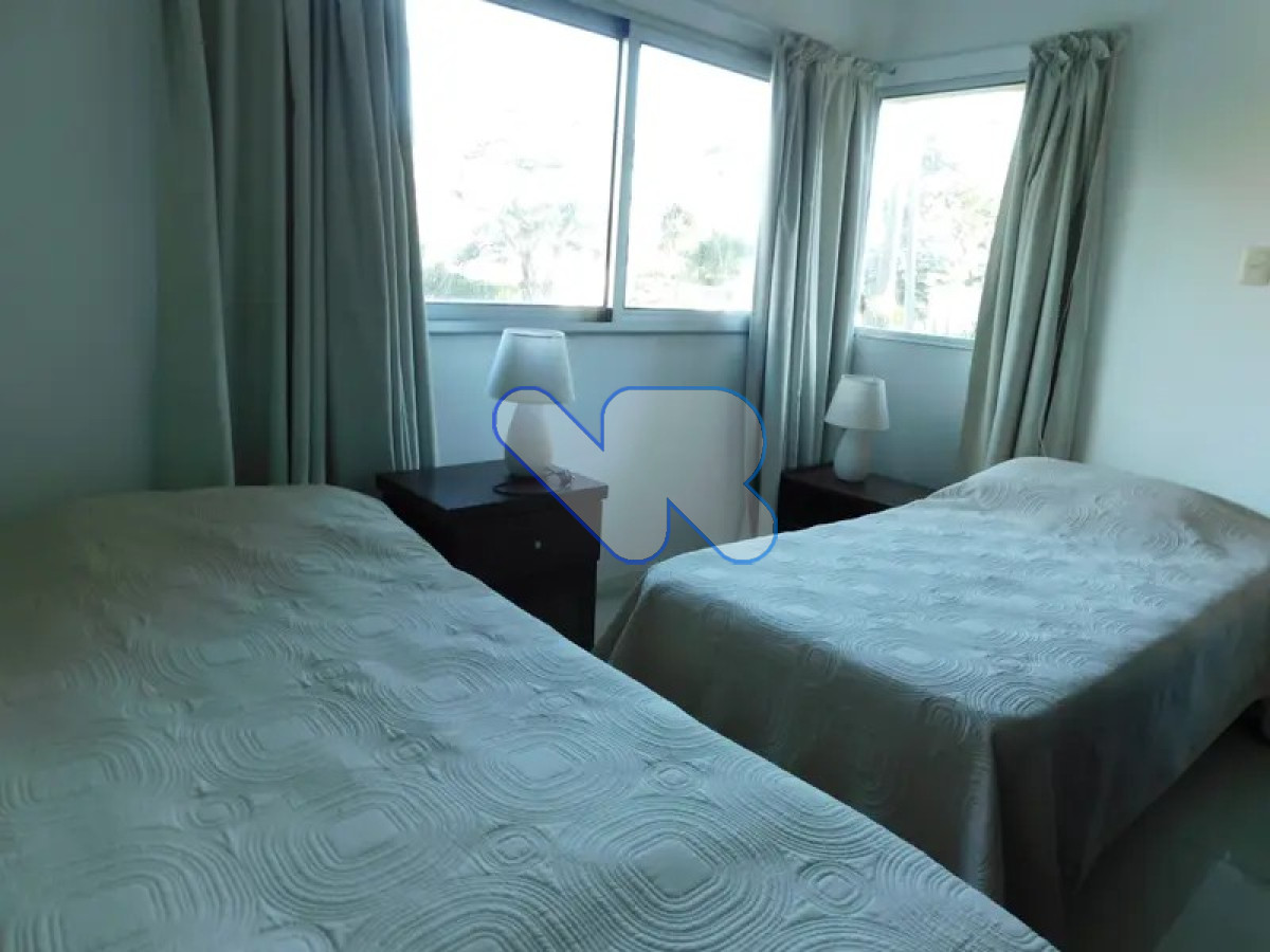 Alquiler Anual Casa 3D Mansa con Piscina climatizada · Foto 12