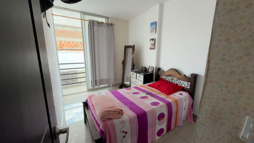 Casa de 5 alcobas en venta en Chaparral, Los Patios, 341 m² · foto 13 de 24