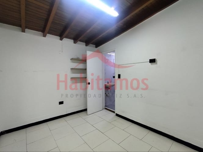 Local en arriendo en Conquistadores, Medellín, 225 m² · foto 8 de 18